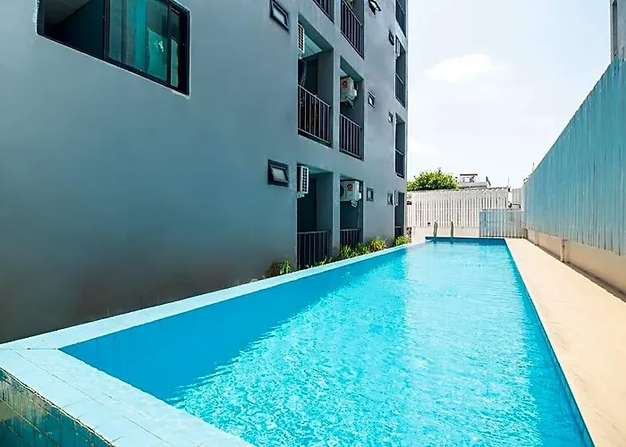 Super Oyo 427 Chill Hotel 3*
