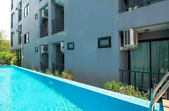 Super Oyo 427 Chill Hotel