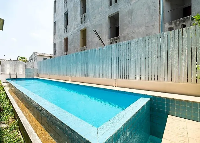 Super Oyo 427 Chill Hotel 3*