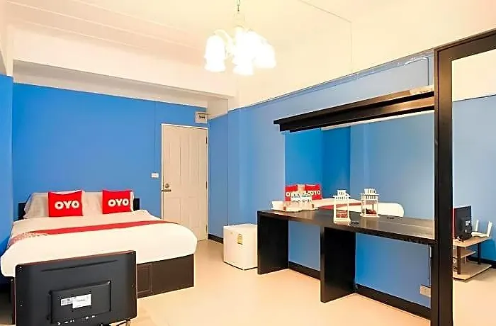 Super Oyo 427 Chill Hotel 3*